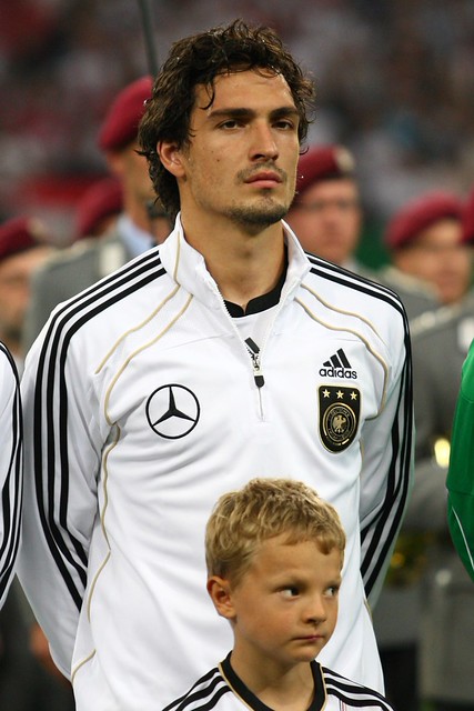 7603876910 004073d686 z