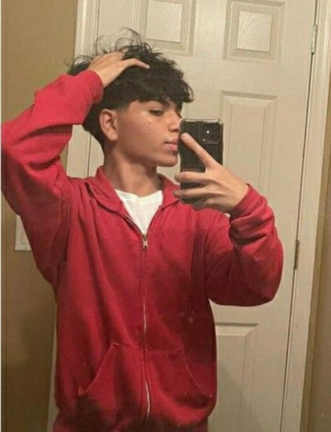 Picsart 25 12 15 04 44 35 890