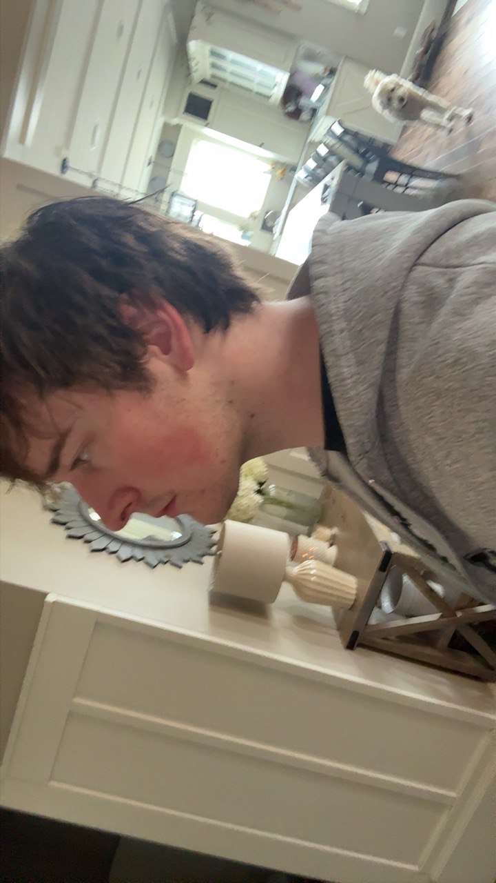 Photo 2025 12 11 23 18 32