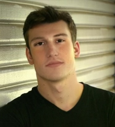 Facetune 26 12 2025 03 27 07