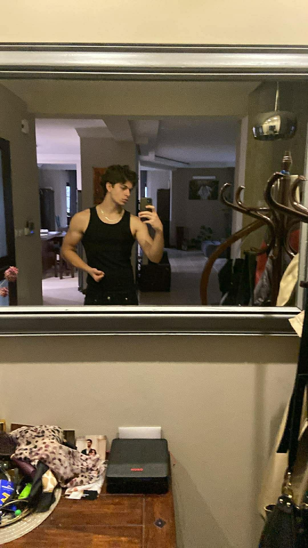 AttM2 cT1ddS spiUCZvVCq8kPGFLHAtJcB6  EvrVmp E