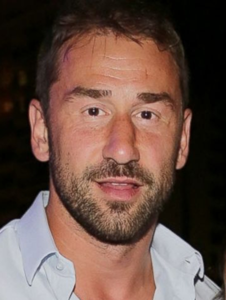 GTY adriana lima husband jtm 140502 16x9 1600