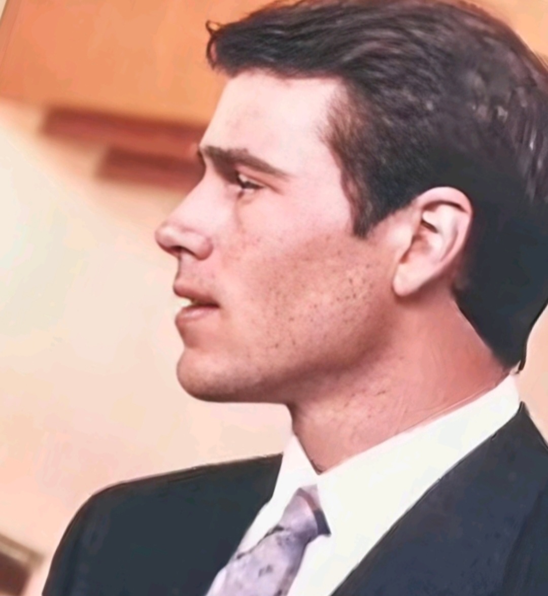 Retouch 2025123100415958