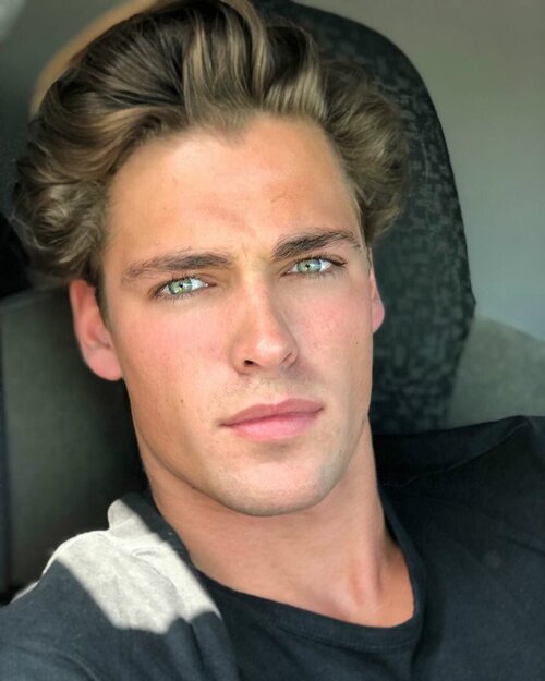 Thomas strijd v0 49fmcb3hyxy91