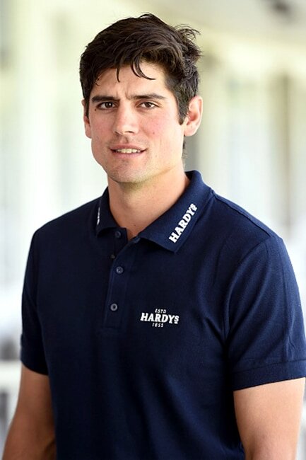 a-random-click-of-alastair-cook-201606-1464784784.jpg