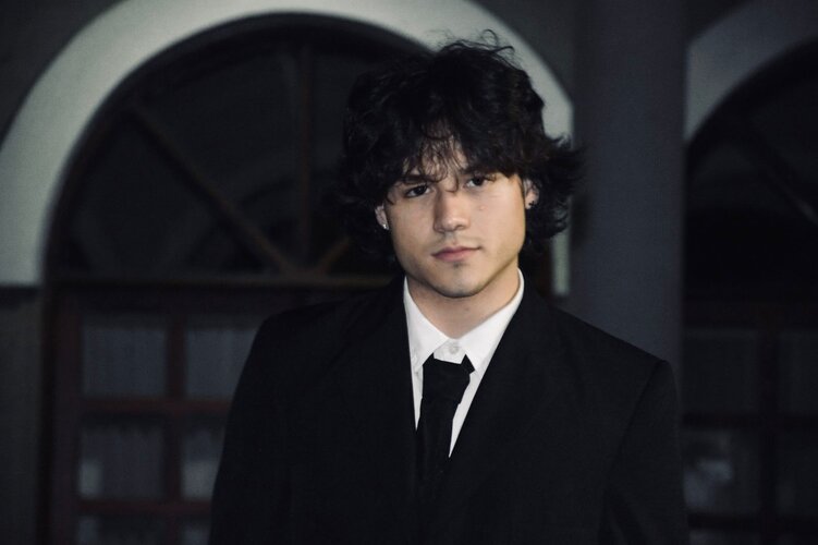 19e74989 aa3c 4023 9d8b f208142ba37d