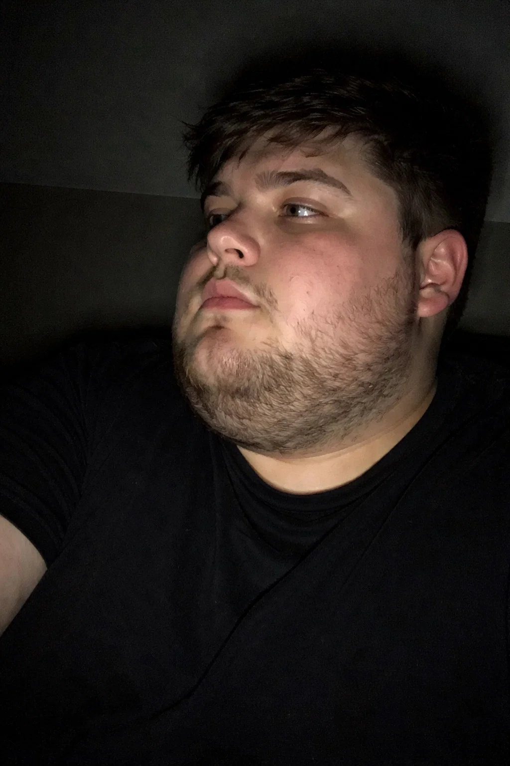 Task 01ke01xpw9et6ryb0v9m4vf1e8 1767381091 img 0