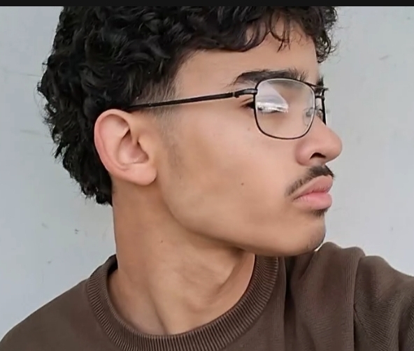 1000028915