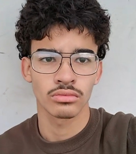 1000028913