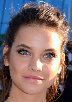 250px Barbara Palvin Cannes 2016