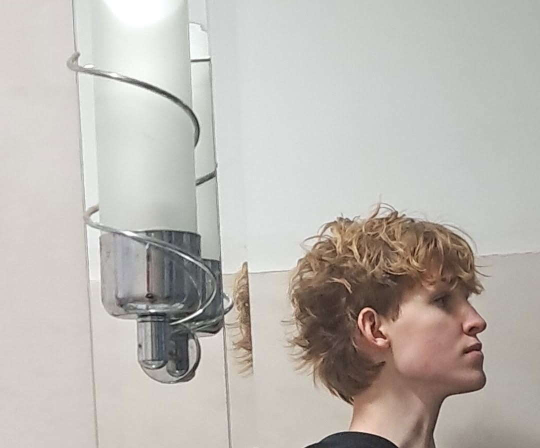 1000040252
