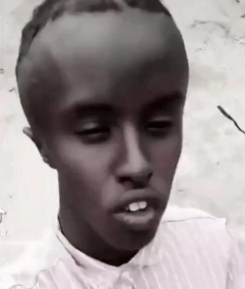 Ssstwittercom 1767178904936 2 ezgifcom video to gif converter