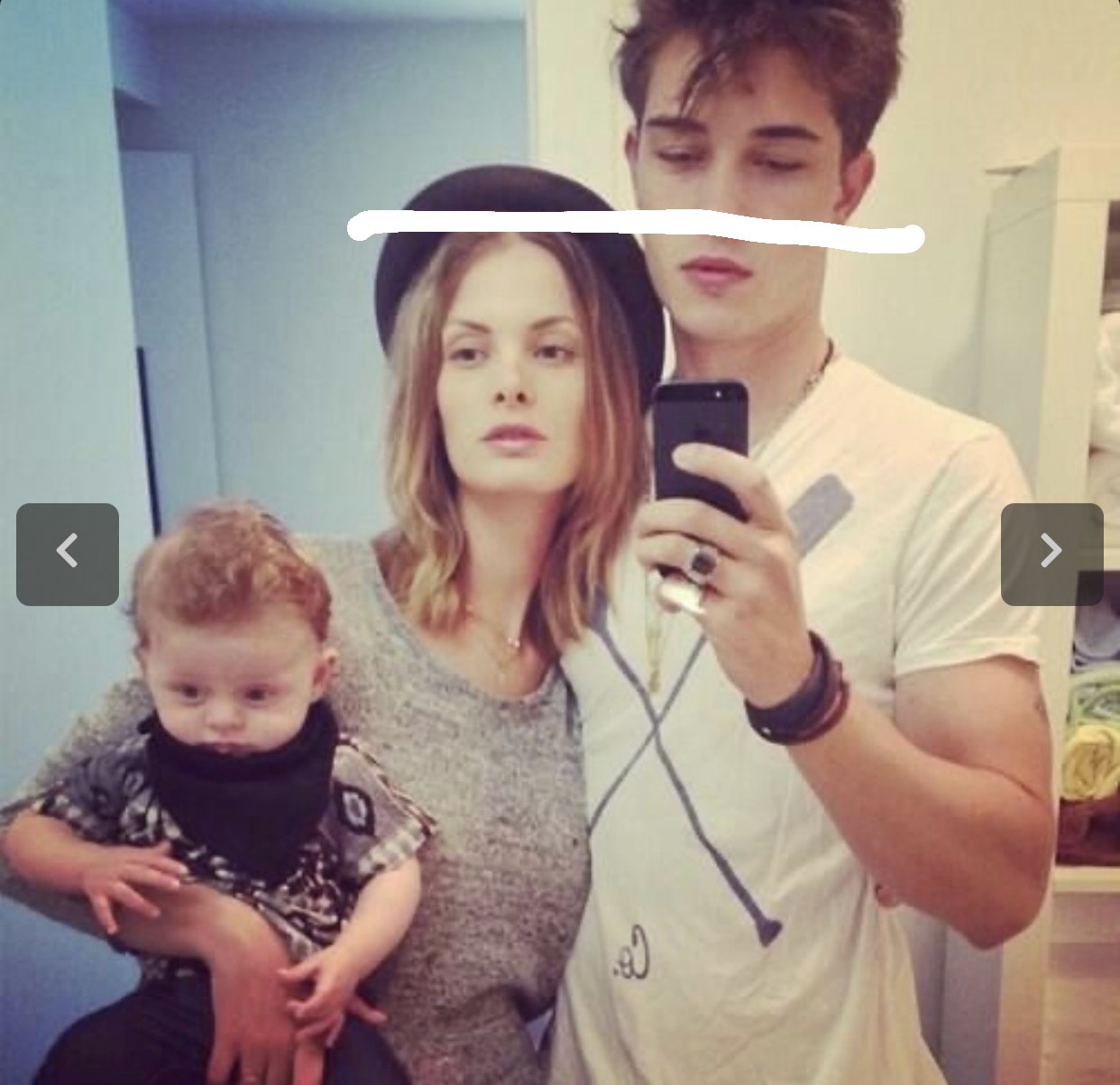 5733988 29A032B5 C0A5 4846 9C52 7DFB9DF6FD2A