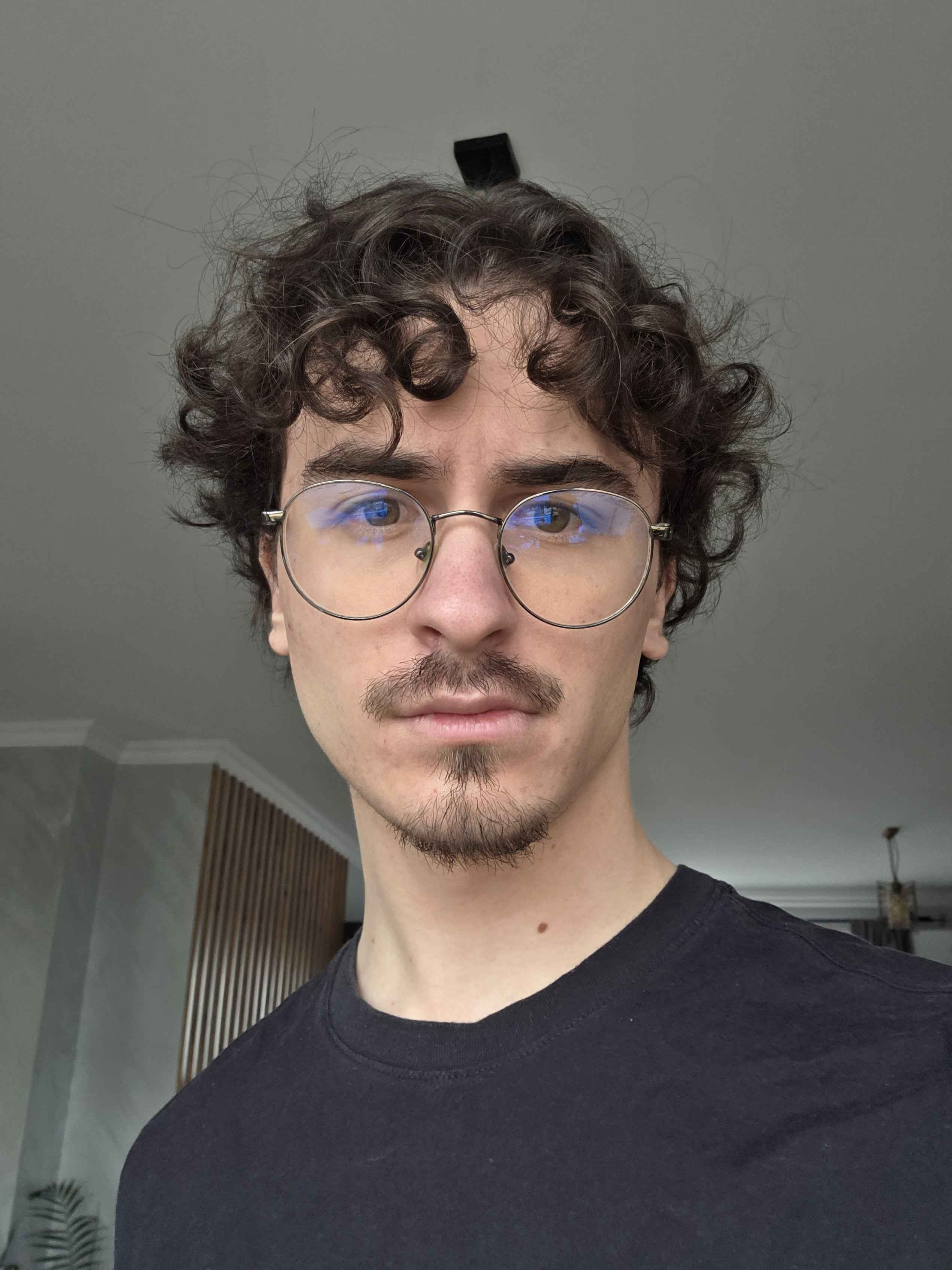 En123