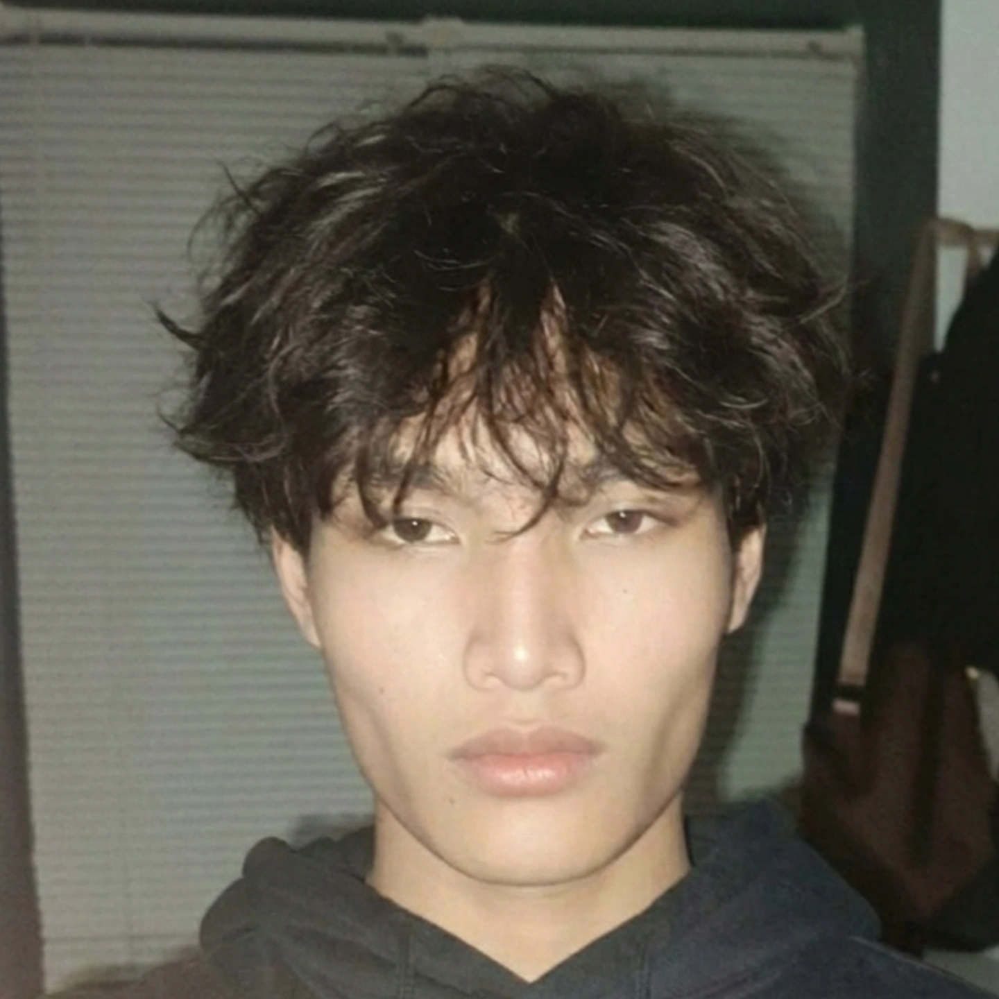1000275929