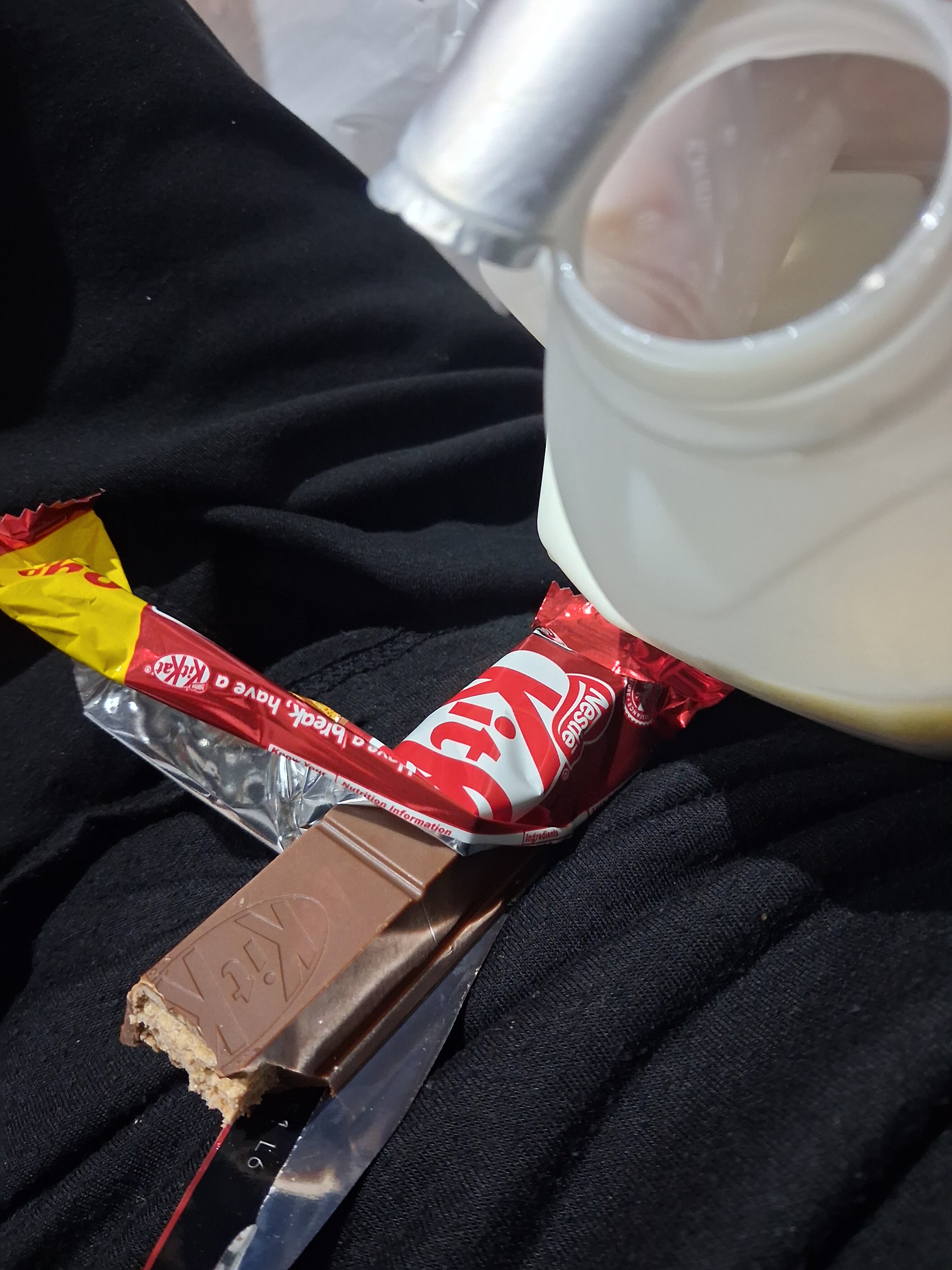 17683259177456315586367908828212