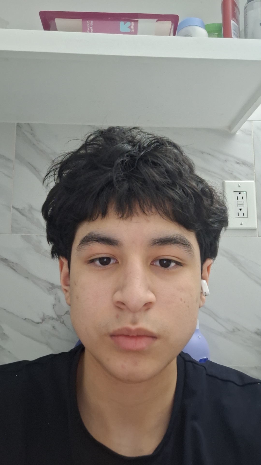 1000044056