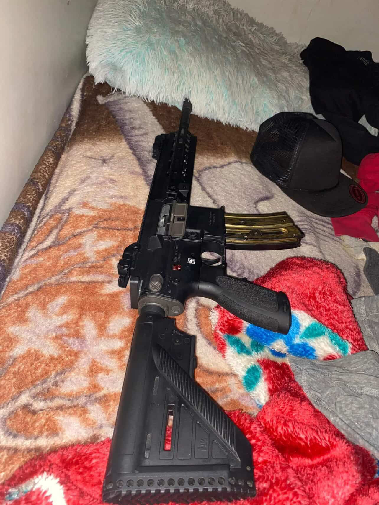 5AA57322 795C 40F9 A2B1 6A6A27DFDFCE