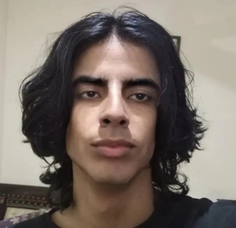 1000032239