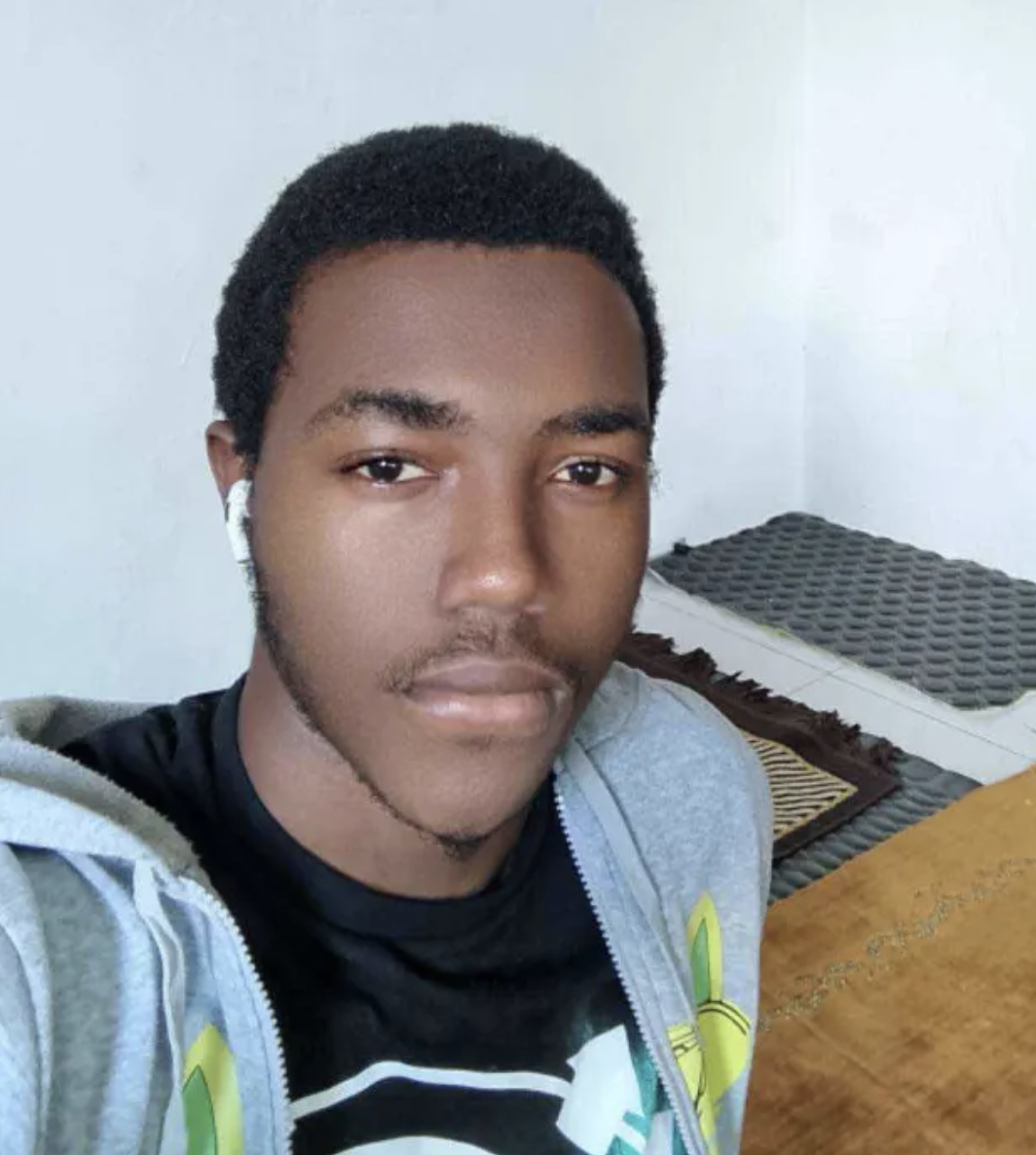 1000029604
