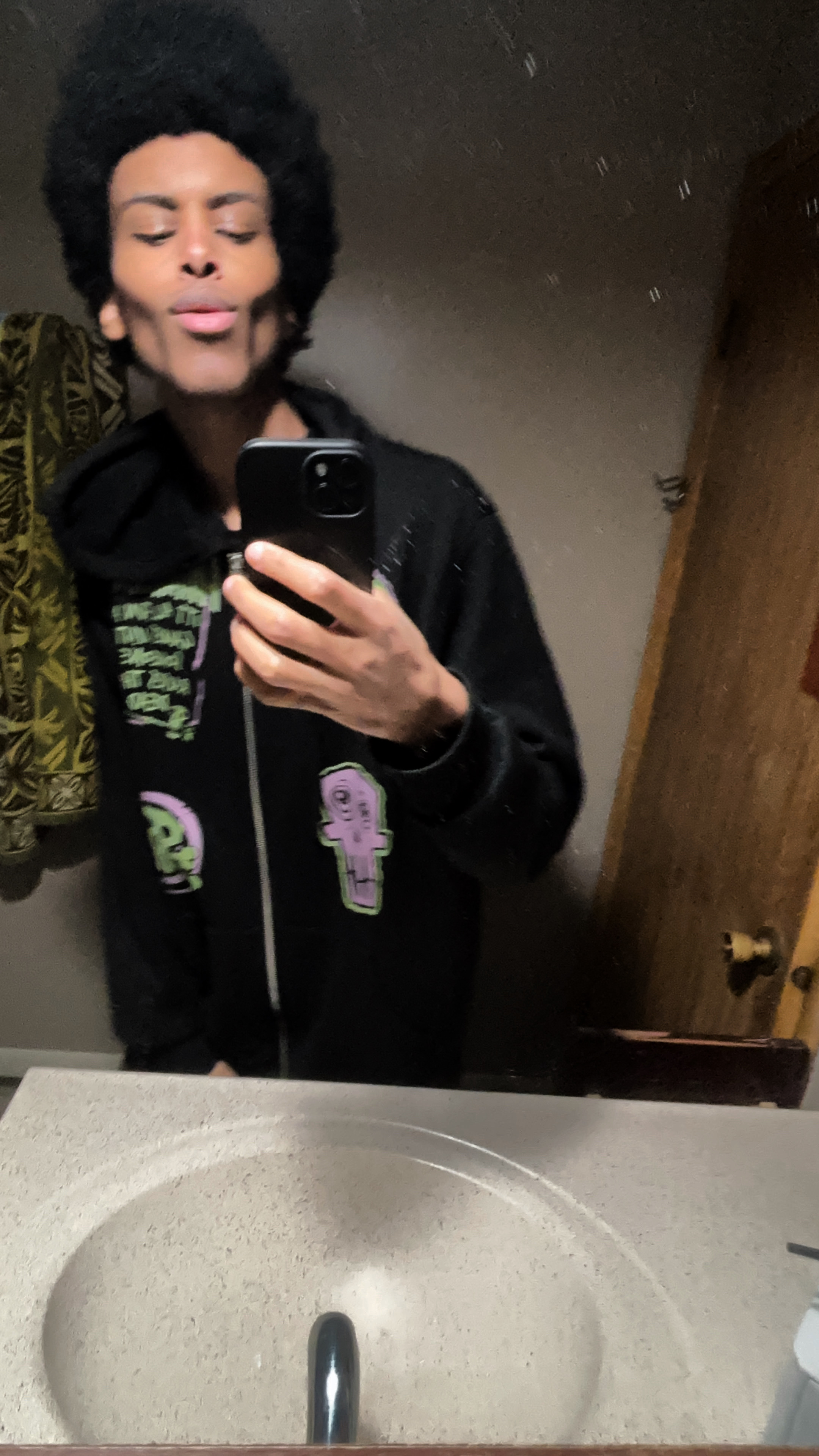 6F033C1E B0BC 4782 ADC5 E6BDF12838D1