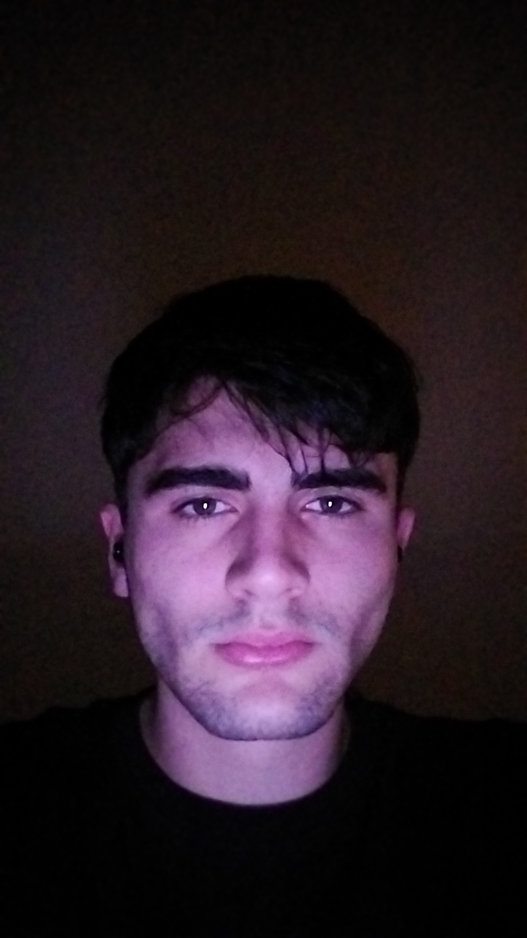 1000044928