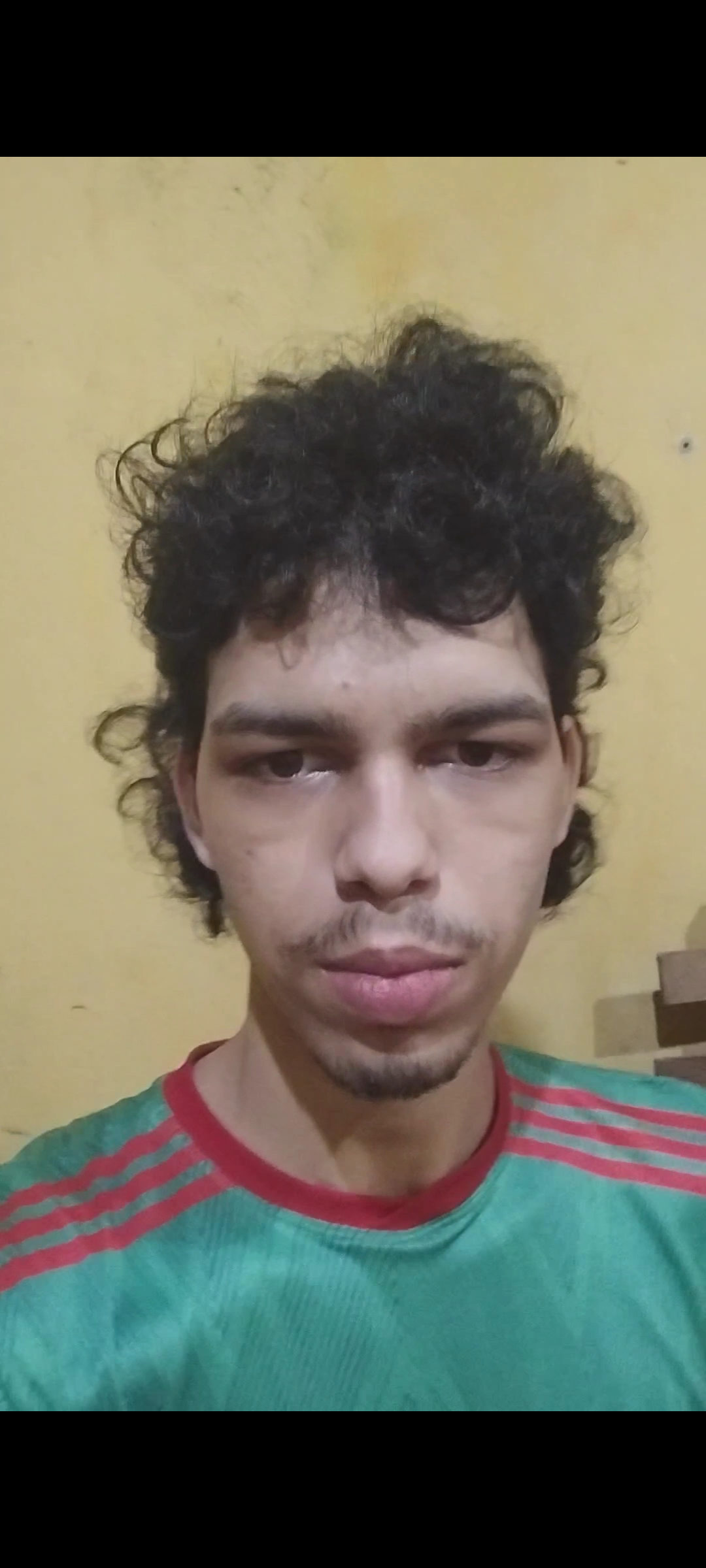 1000073568