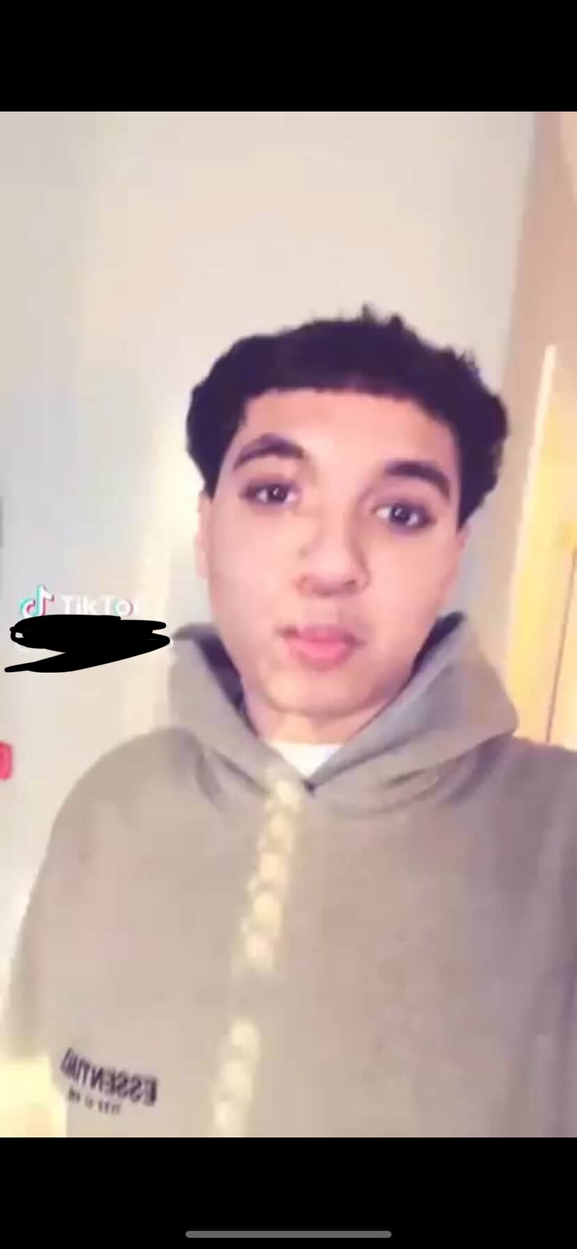 A4EED6A9 1557 4712 A3B3 DD9AAE313D0F