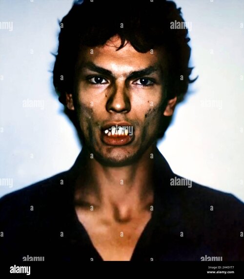 1985-los-angeles-usa-the-satanist-serial-killer-richard-ramirez-1960-2013-born-ricardo-leyva-m...jpg