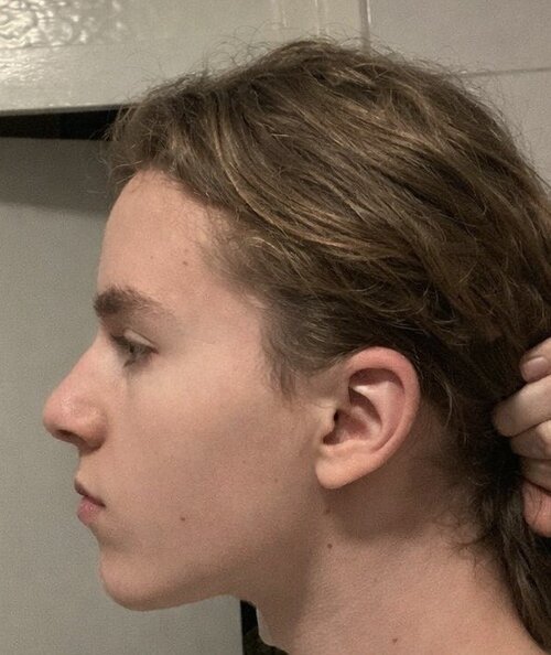 A90ED0C7 8932 4E28 84F3 0E11D79A0661