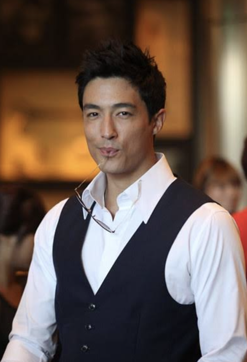 Aging like fine sexy wine daniel henney american asian actor v0 xwoqgzvsr4yc1