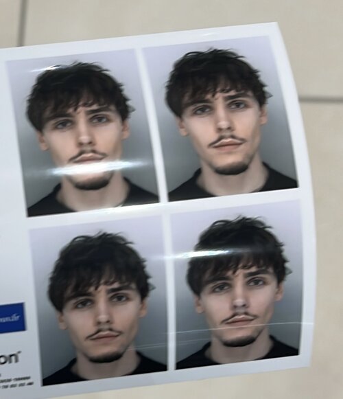 89E02393-A720-4869-B7D2-ACCF3291118D 2.jpg