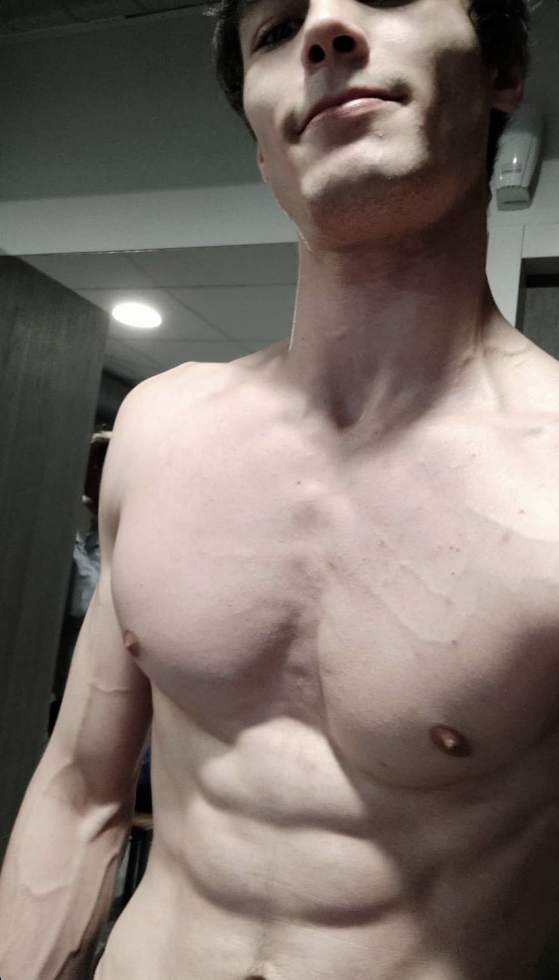 ED022D09 AB48 4B30 8240 CAB2D7A57699