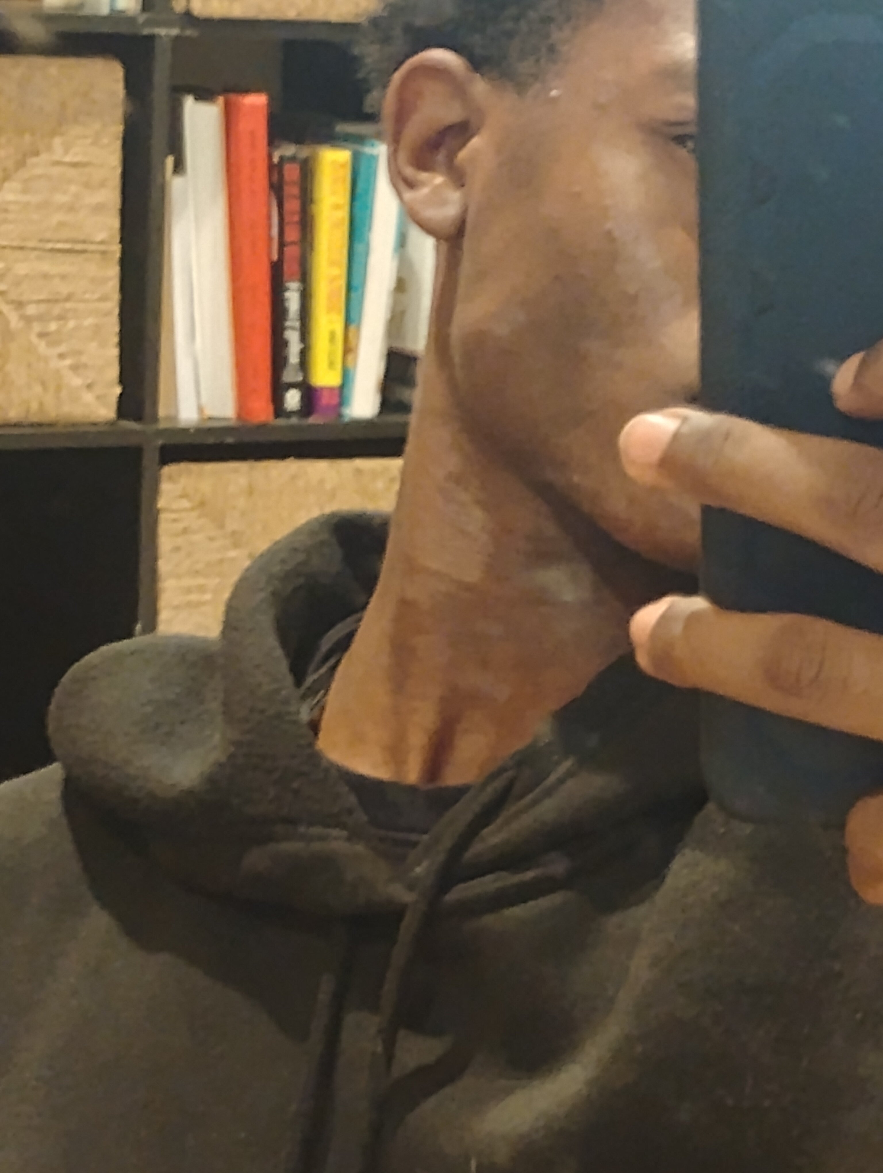 1000023222