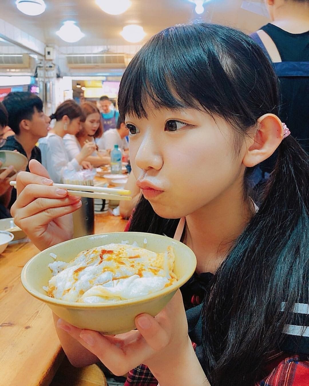 E08070E8 BD3D 4385 8292 1ABB38829042