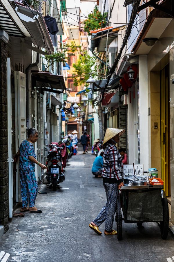 Het achter straat dagelijkse leven bij de markt van xom chieu saigon zuiden vietnam district 1