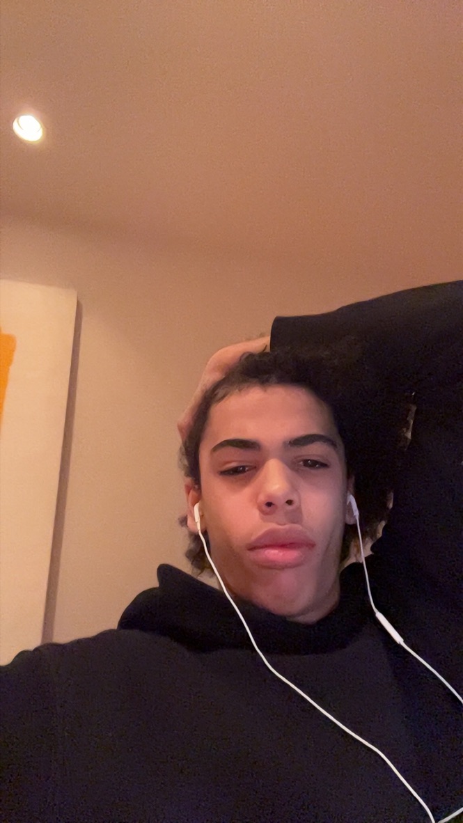 A50DDF9F 1A59 426D AFE4 39FC12C1D449 1 105 c