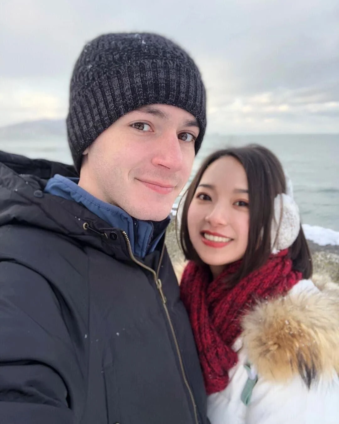 Wmaf couple family white american and chinese woman v0 d277t3ant73g1