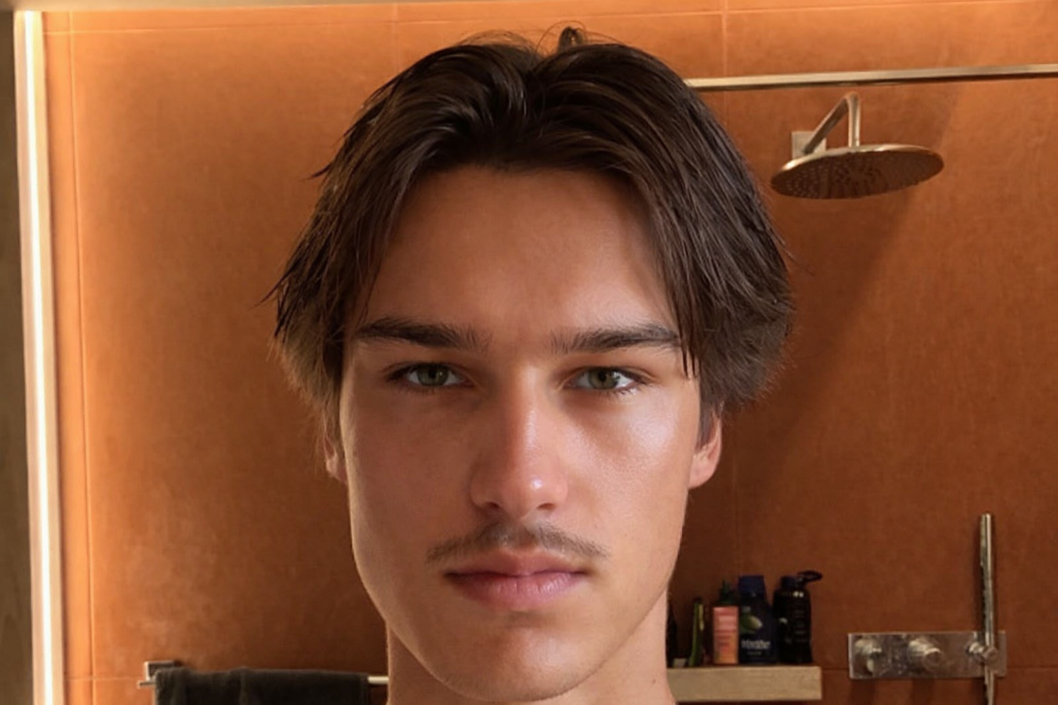 24e2fcb8 c665 4a49 b3ec 997b07df53b1