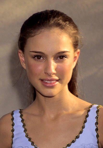 What makes natalie portman so beautiful v0 g7esdfzjh4fa1