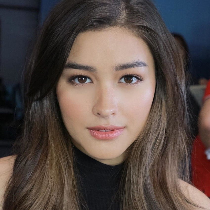 Desktop wallpaper liza soberano for your mobile