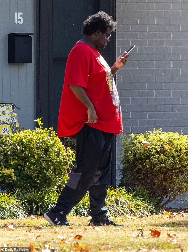 Fat black master