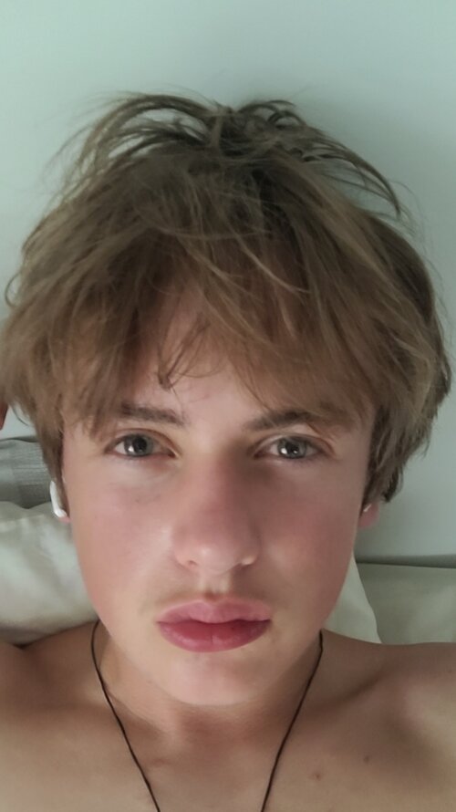 Snapchat-1748667311.jpg