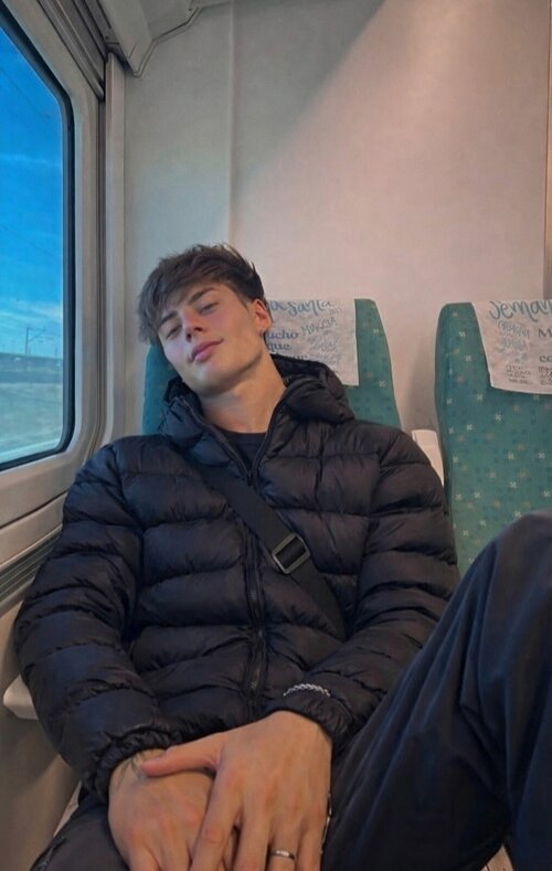 Screenshot 2026 02 05 19 31 38 149 comzhiliaoappmusically edit