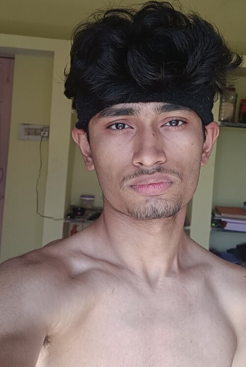 RDT_20260119_1221293987568967224729978 (1).jpg