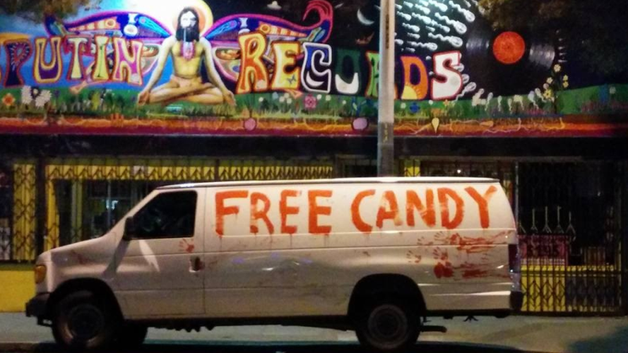  88692841 creepyvan1
