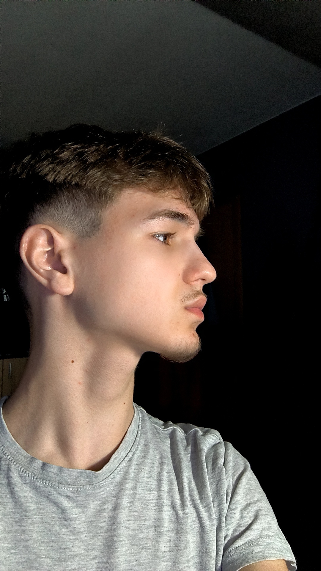 Side profile