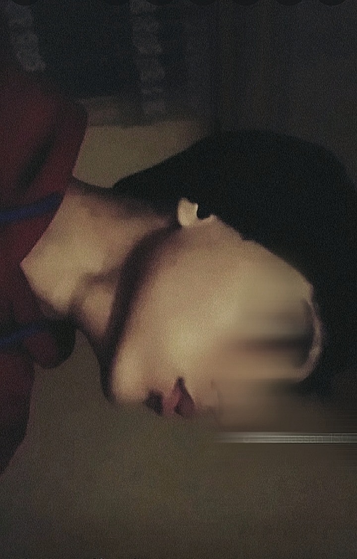 Blurphoto 1765848330903