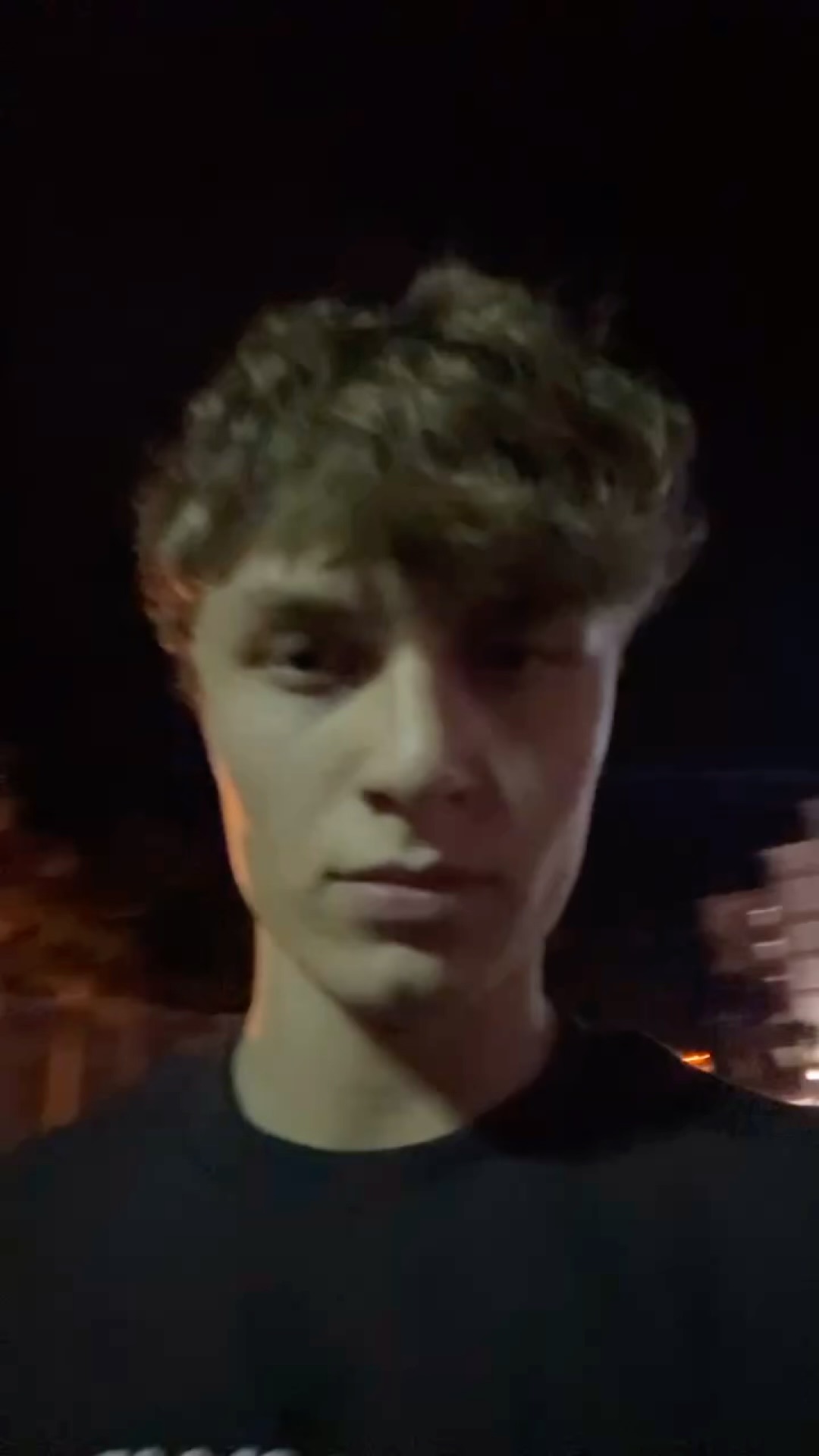 00m01s07 AF1A27D8 CE43 46C6 9A4D FB6C92D08A18