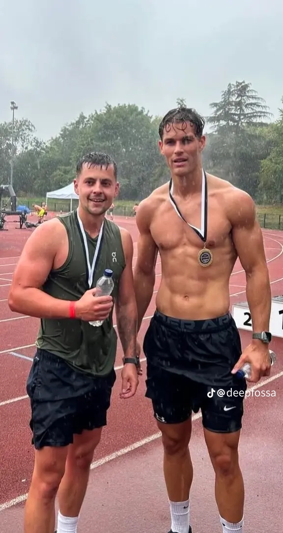 A6887a685ff732927f12cab96996f340